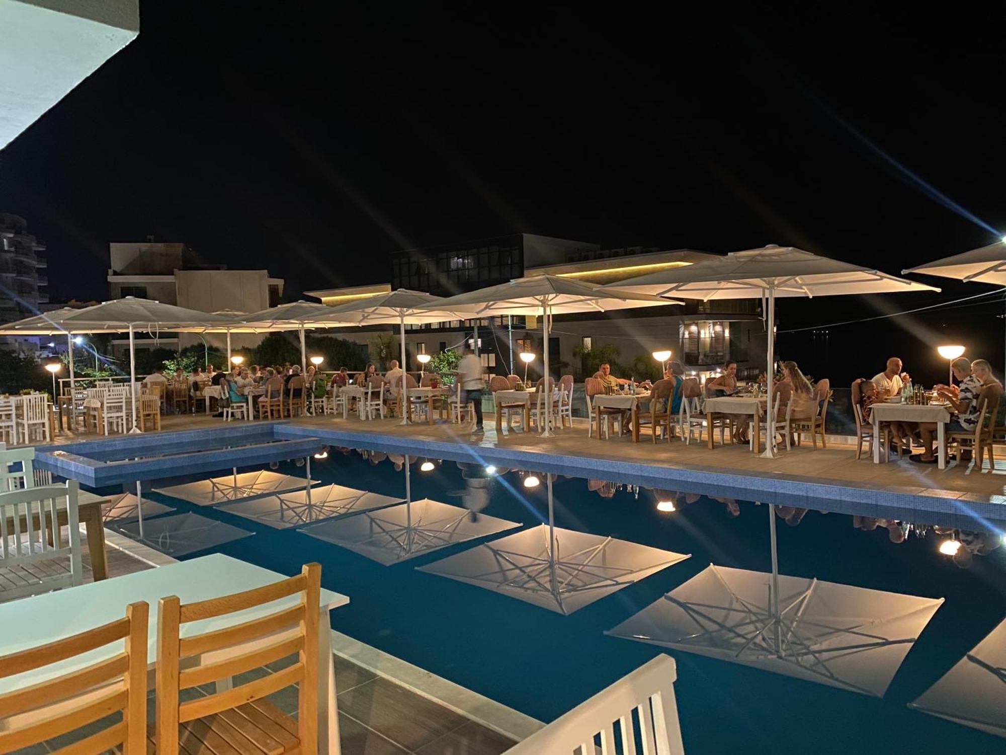 סרנדה Matias Apartments מראה חיצוני תמונה