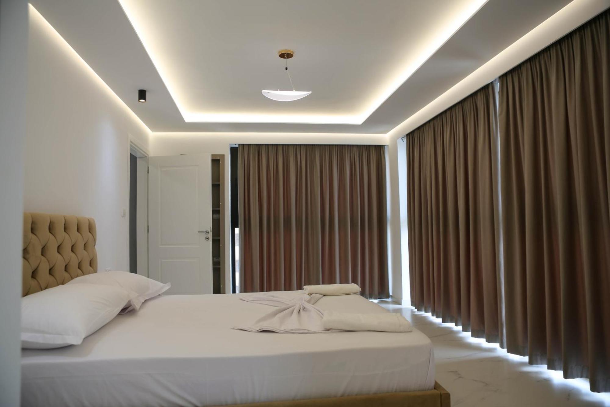 סרנדה Matias Apartments מראה חיצוני תמונה